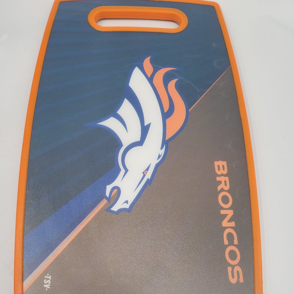NFL Denver Broncos Large Cutting Board/ Open box